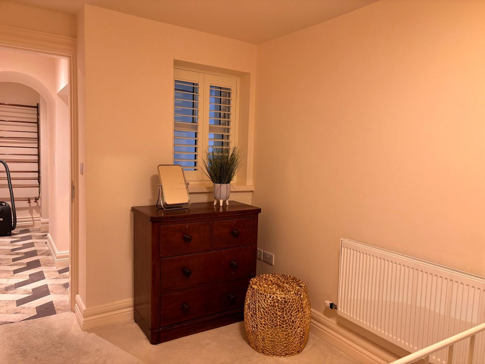 Luxurious 2 Bedroom Apartment With Sea View In Monkstown Blackrock  Bagian luar foto