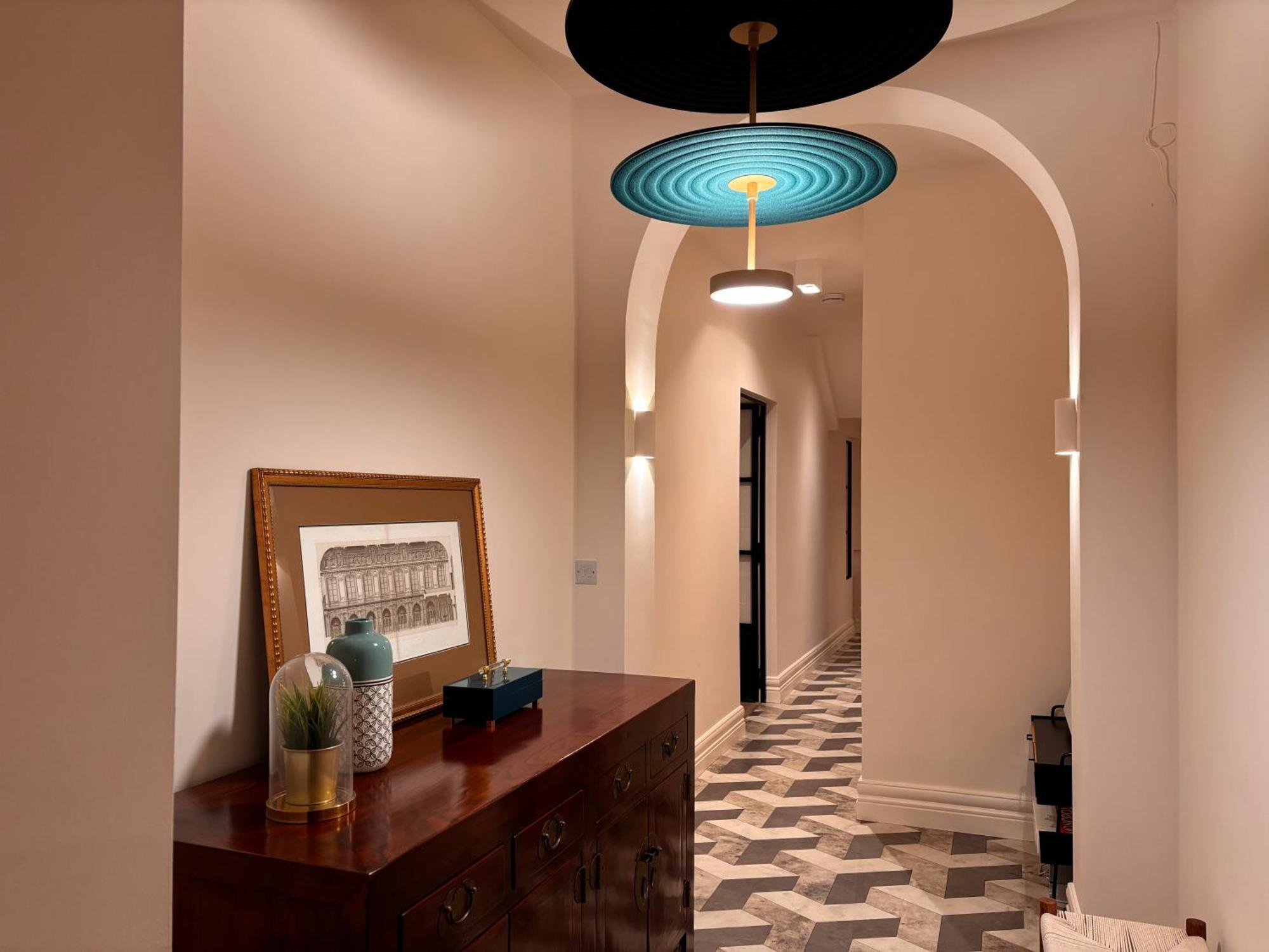 Luxurious 2 Bedroom Apartment With Sea View In Monkstown Blackrock  Bagian luar foto